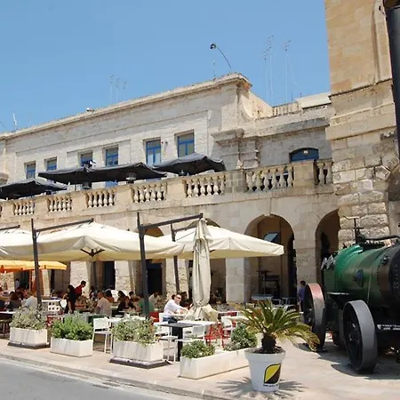 St Angelo Mansions, Harbour Views Apartmán