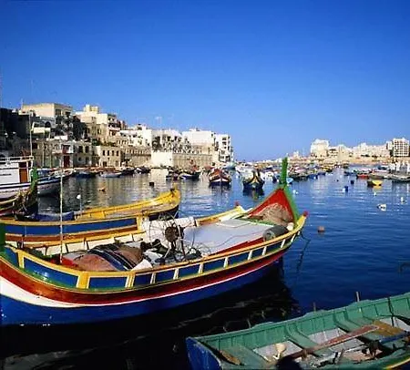 St Angelo Mansions, Harbour Views